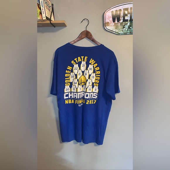 2017 Golden State Warriors NBA Champions Fanatics T-Shirt (Size Large) - Picture 2 of 3